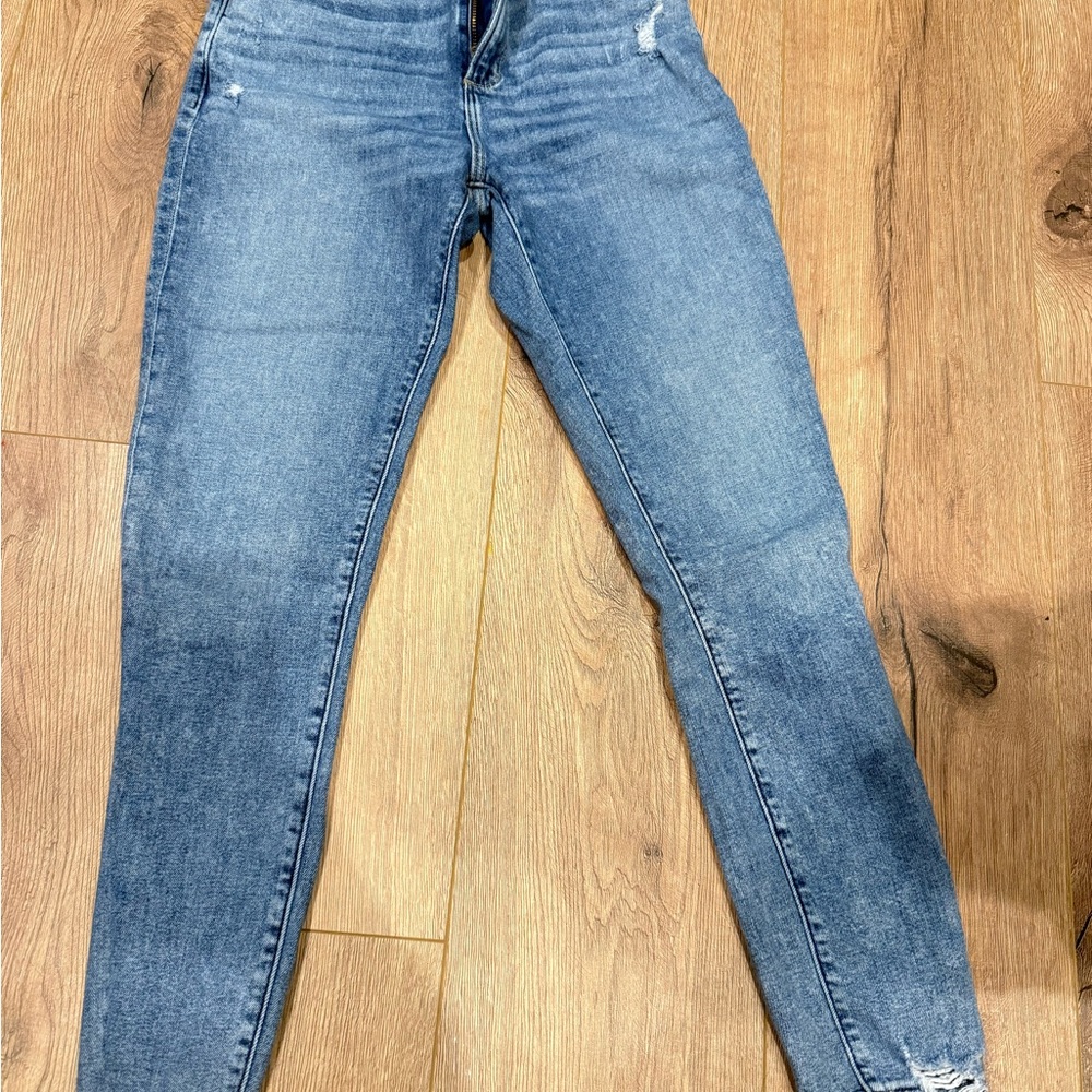 Abercrombie & Fitch Light Blue Skinny Jeans